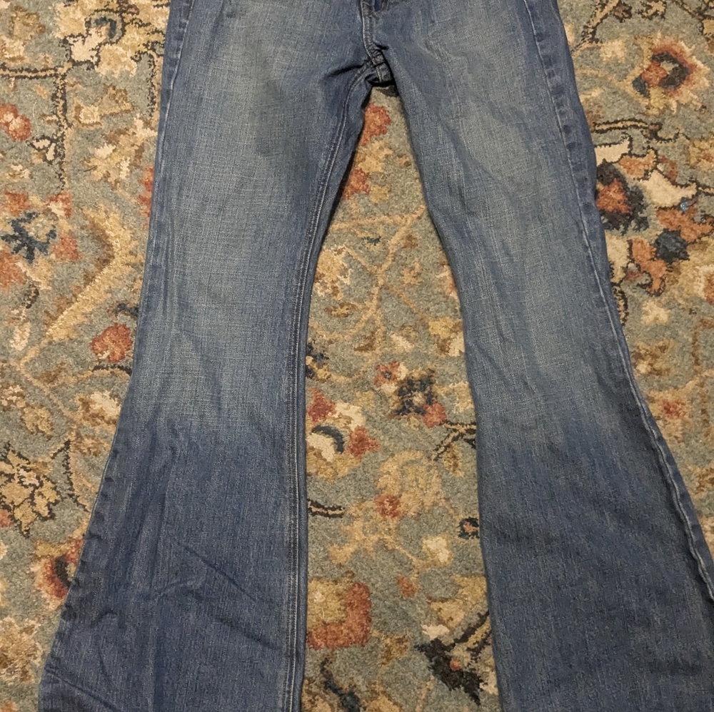 Women's The limited size 8 jeans